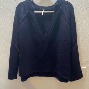 Free People Lovely Lines Bell  Dark Navy  V-Neck Sweater Small